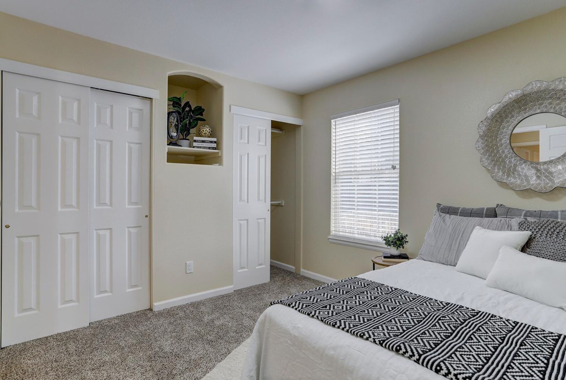 Bedroom 2 - 5712 W Asbury Plz