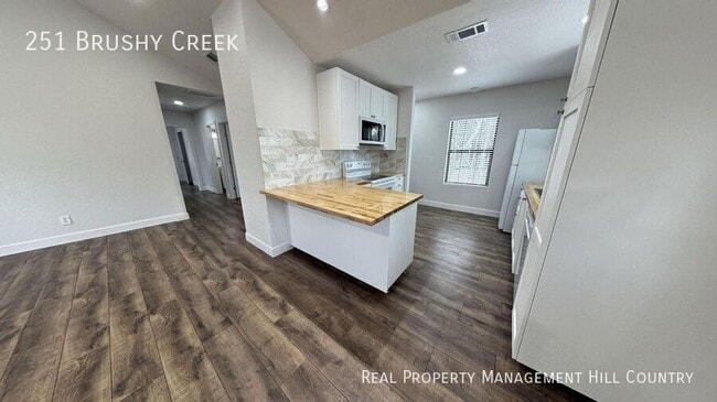 Building Photo - 251 Brushy Creek Rd