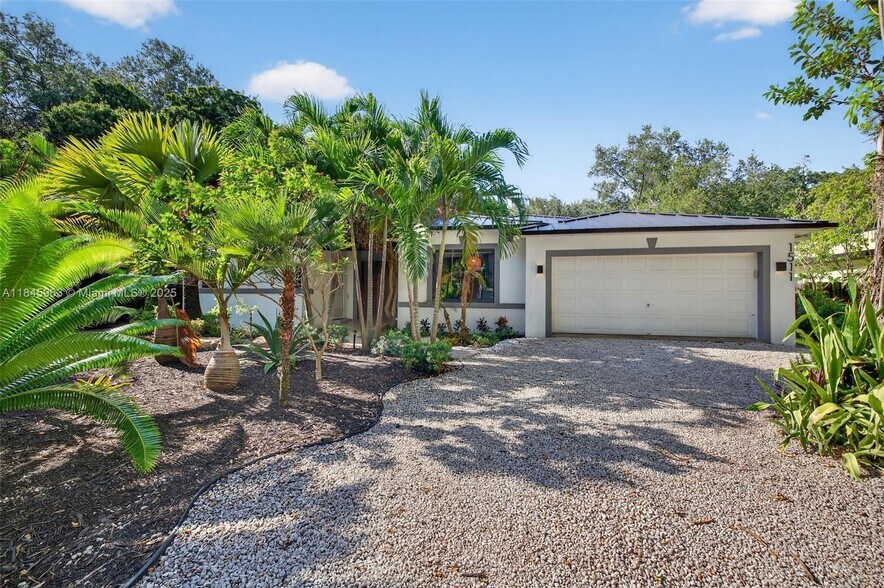 Primary Photo - 1511 SW 30th Pl
