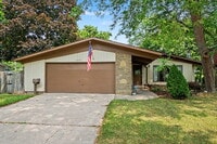 Building Photo - Well Maintained 3 bedroom Rental Home- $1650/Month