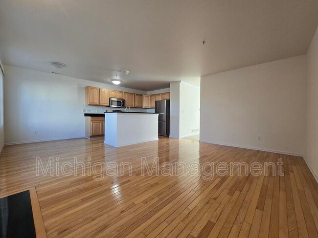 Building Photo - 2740 Barclay Way