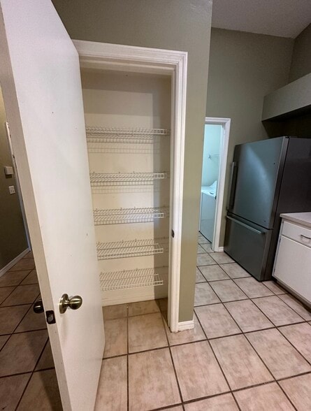 Building Photo - 4700 SW Archer Rd