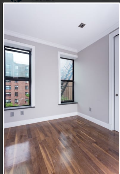 Building Photo - E. 108th St, 2nd Ave