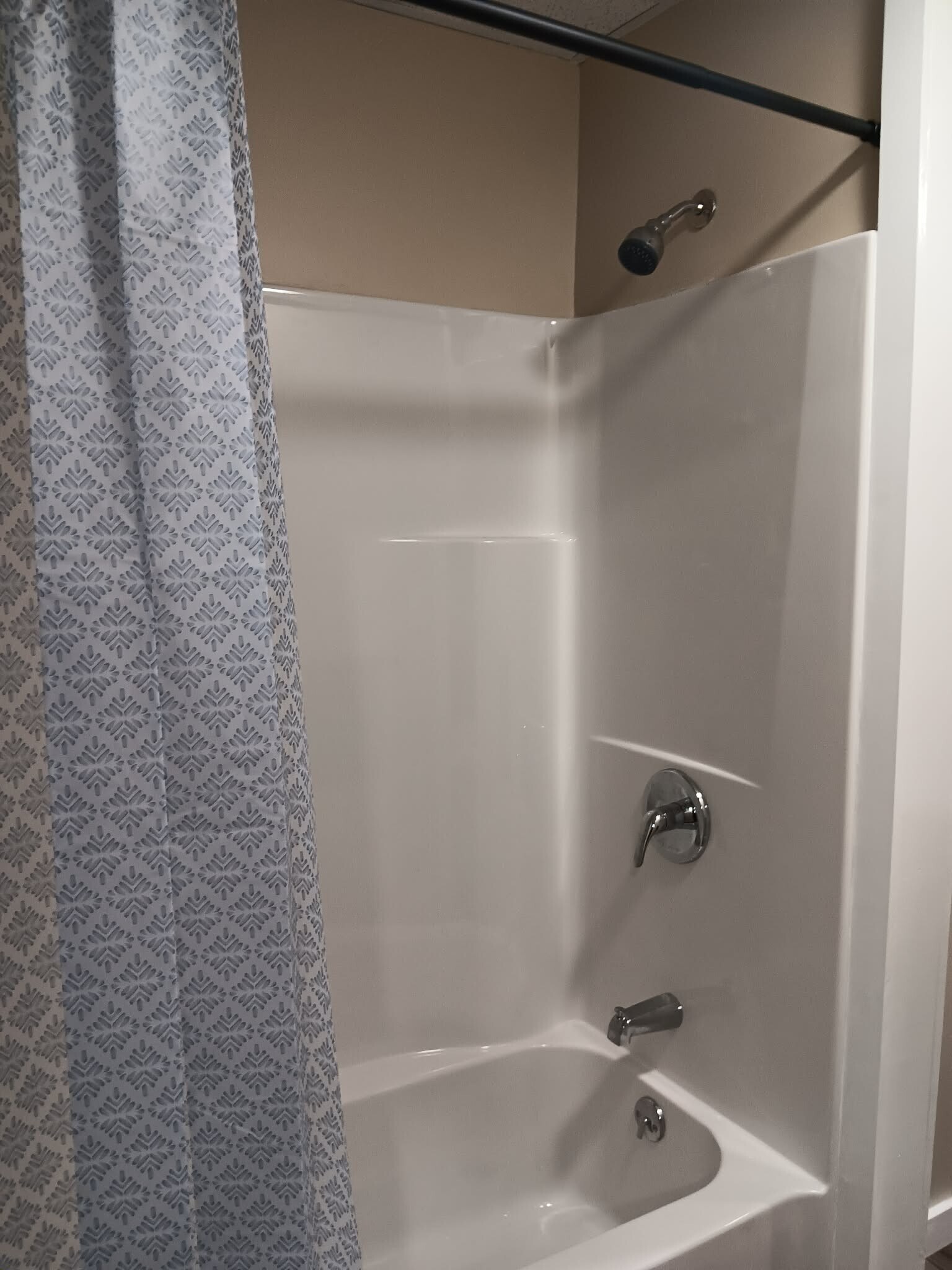 Building Photo - 135 Poland Rd