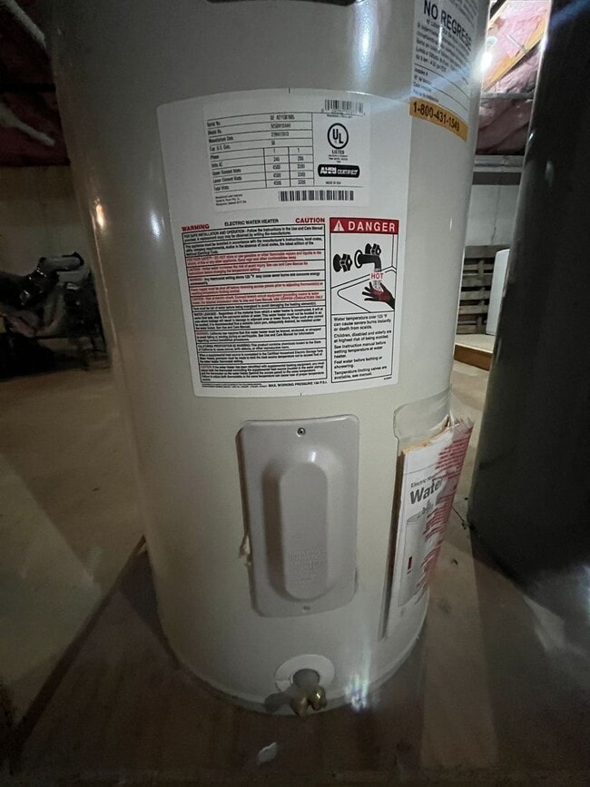 Building Photo - Fully updated 2Bd / 2Br Bassett Pond Condominium in West Yarmouth