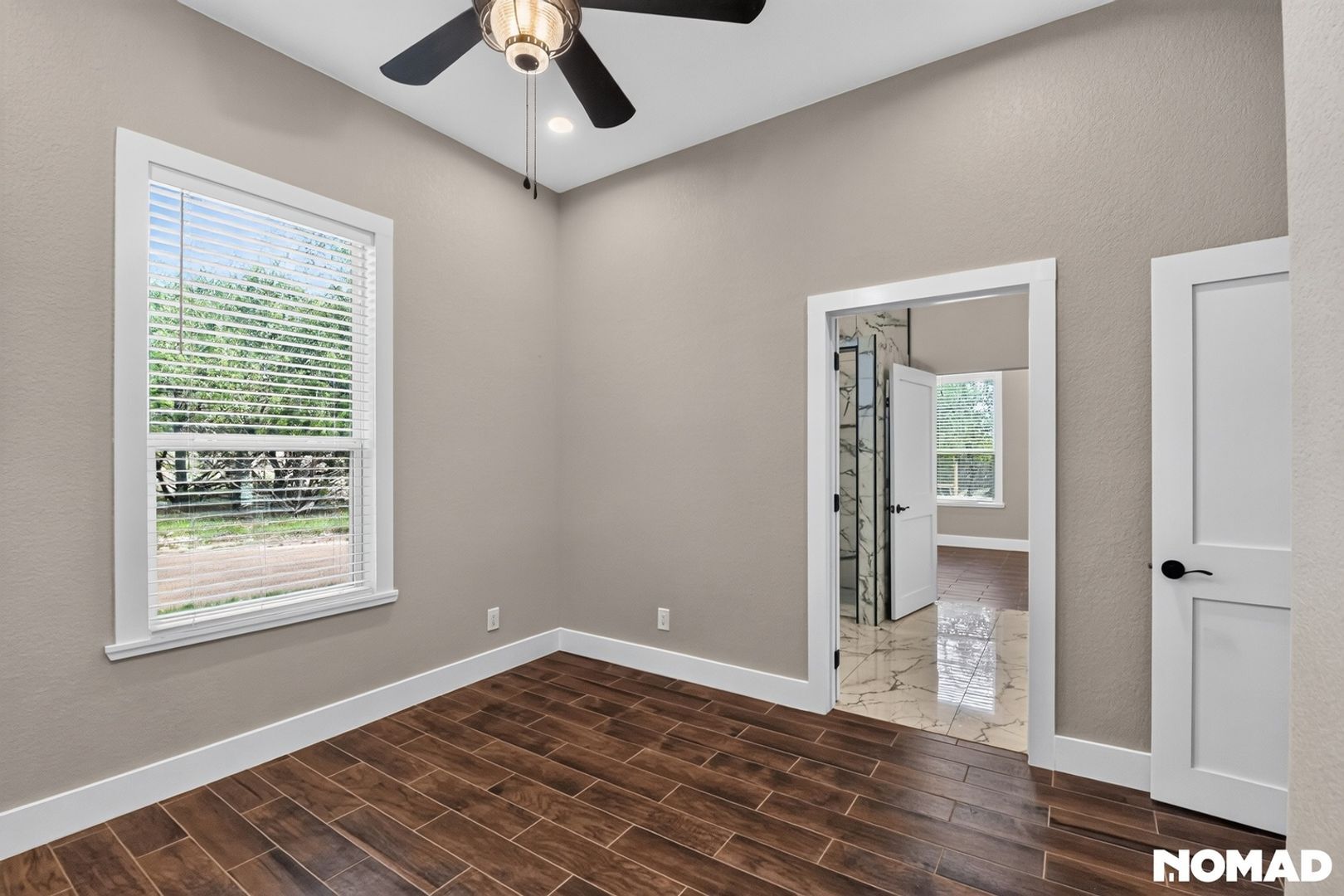 Building Photo - 1130 Circle Acres