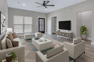 Building Photo - 722 E Walker St