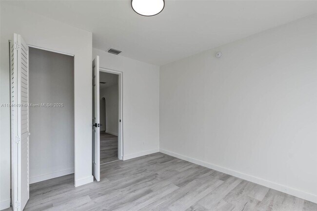 Building Photo - 25 NW 78th St