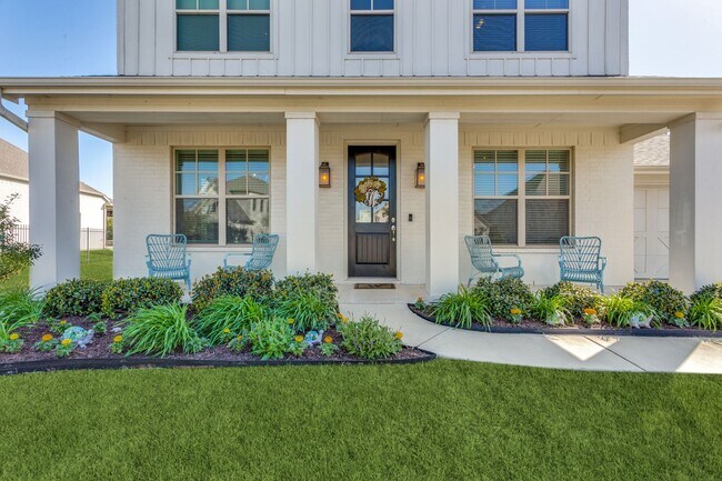 Building Photo - COMING SOON | Luxury Modern Farmhouse | 4 Bed / 3.5 Bath | Aledo ISD | Pet Friendly