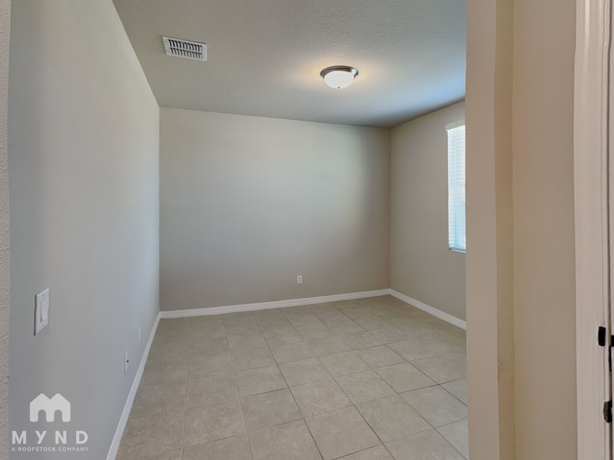 Building Photo - 188 Towns Cir