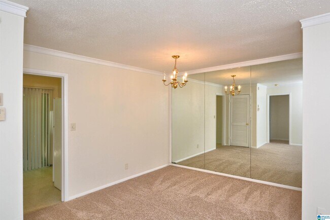 Building Photo - 840 Beacon Pkwy E