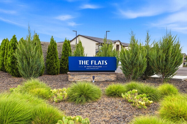 Building Photo - The Flats at West Richland