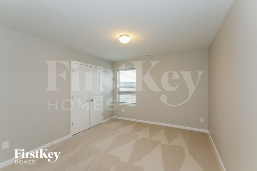 Building Photo - 306 Prosperous Path