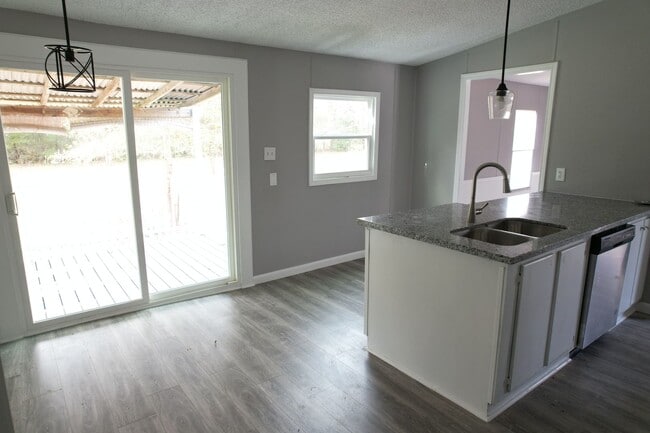 Building Photo - 16428 Jireh Rd