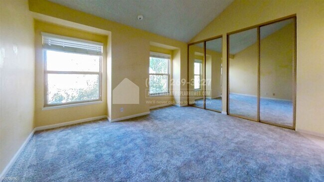 Building Photo - 3 br, 2.5 bath Townhome - 4246 Atlantic Co...