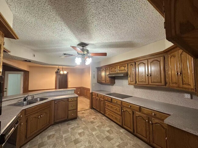 Building Photo - 4724-4726 Berridge Ln, Dallas, TX 75227