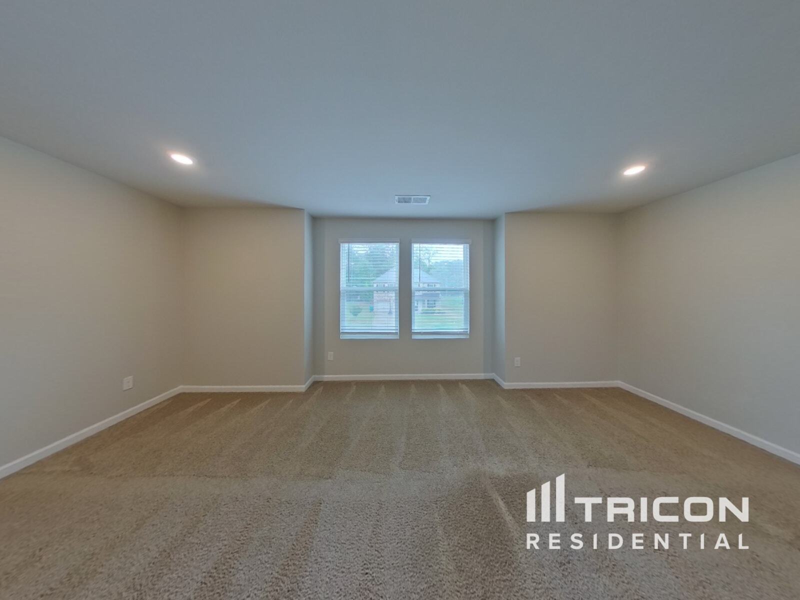 Building Photo - 1071 Bluecoat Cir