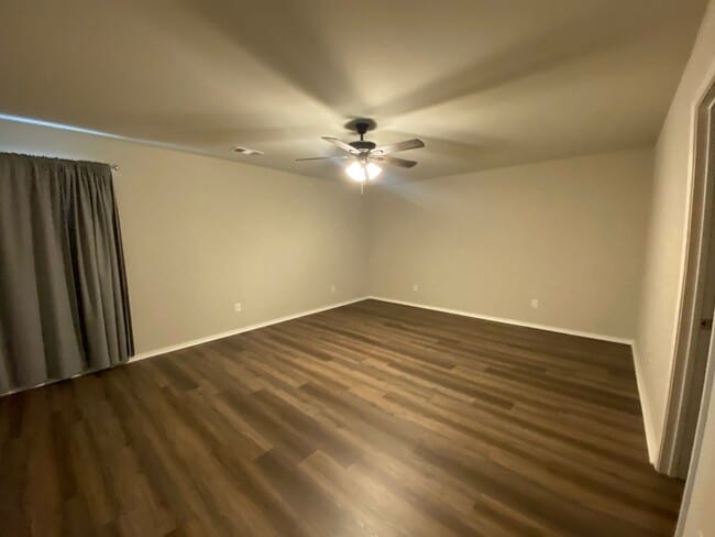 Building Photo - Newer 4bedroom home in Brookland School District!