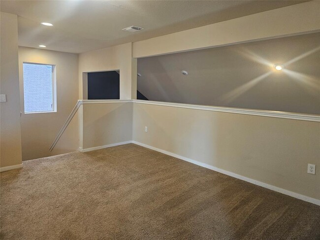 Building Photo - 3112 Armidale Dr
