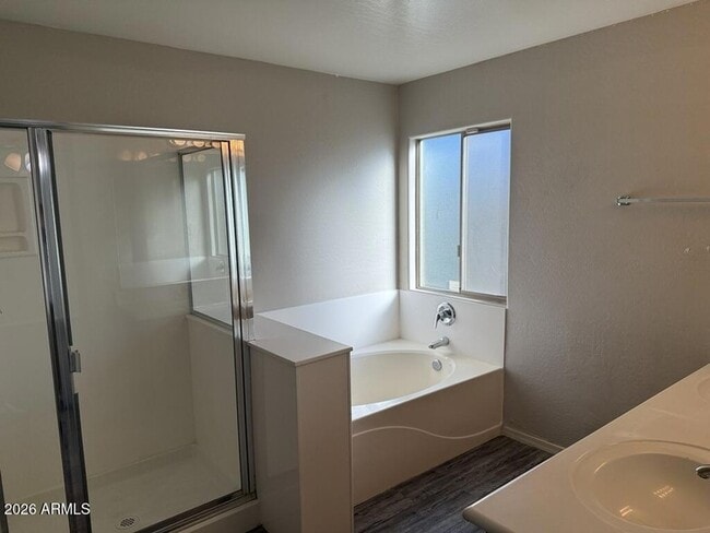 Building Photo - 11291 W Magnolia St