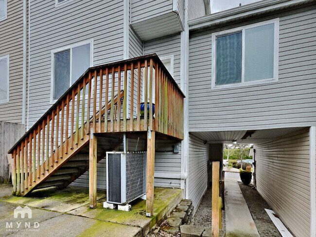 Building Photo - 25220 104th Ave SE