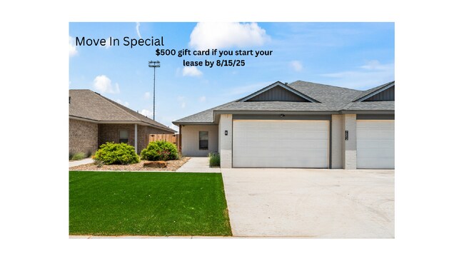 Building Photo - MOVE IN SPECIAL: $500 GC if lease starts b...