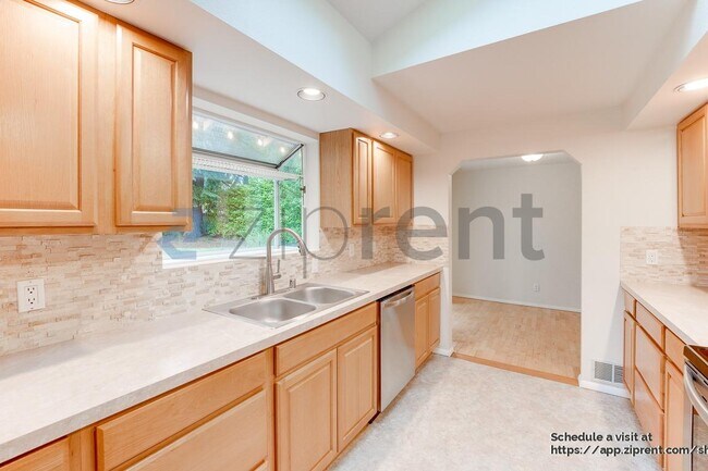 Building Photo - 10811 108th St SW