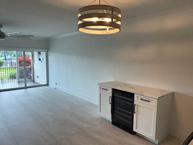 Building Photo - 410 N Federal Hwy