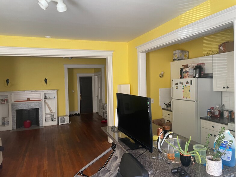 Primary Photo - 43 Orkney Rd
