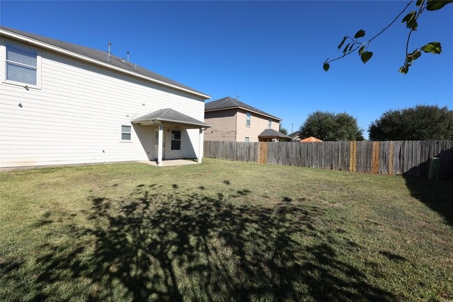 Building Photo - 1007 Harrisburg Ct