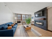 Building Photo - 433 S 7th St