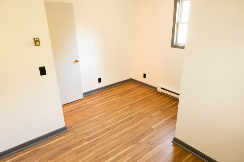 Building Photo - 118 N 3rd St