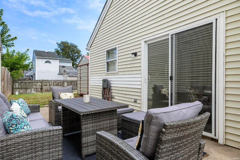 Building Photo - 5928 Crossfield Dr