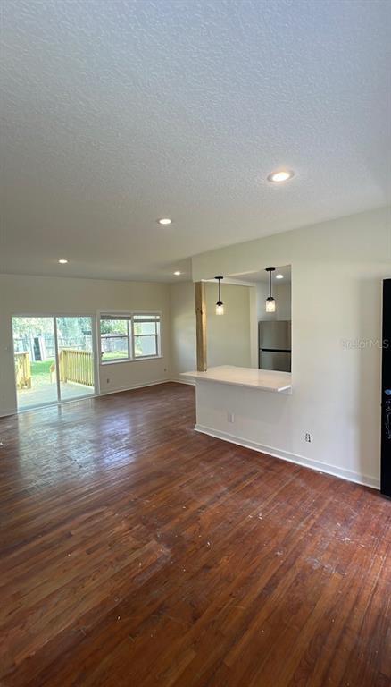 Building Photo - 715 S Clyde Ave