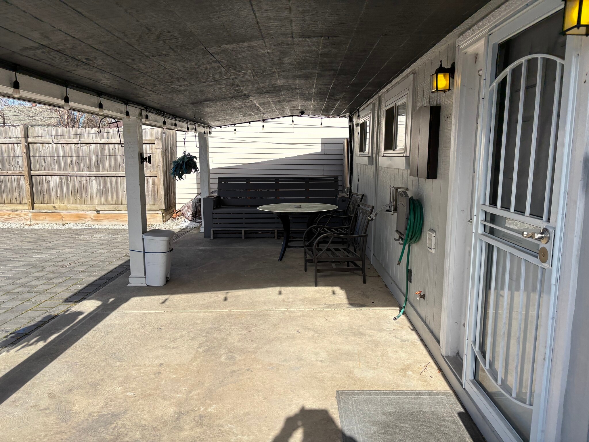 Building Photo - 4012 E 27th St