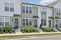 Building Photo - 114 Stella Dr