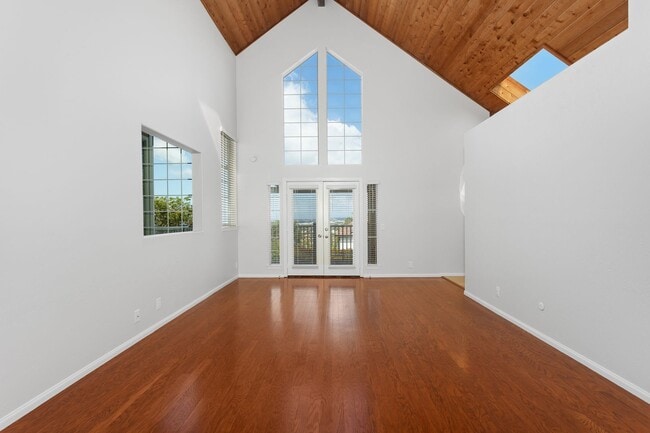 Building Photo - Stunning Carlsbad Executive Home with Ocean Views