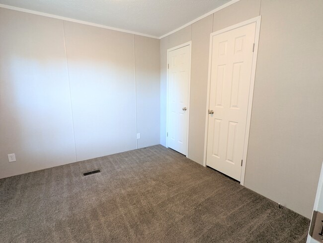 Building Photo - 110 Idaho