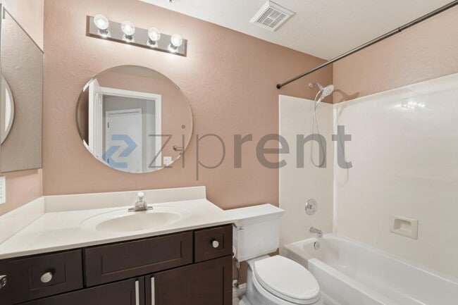 Building Photo - 10457 E Star of the Desert Dr