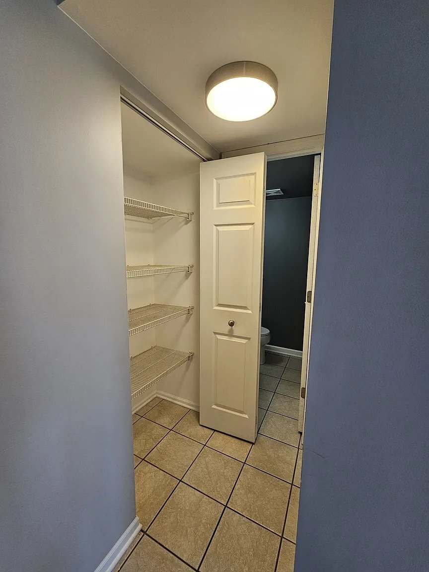 Building Photo - 2320 Dawson Ln