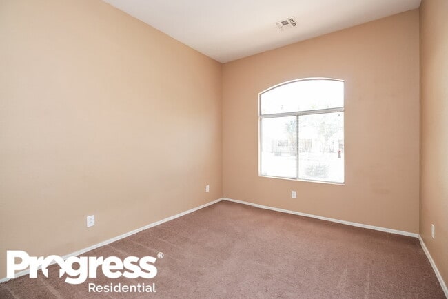 Building Photo - 9134 W Hazelwood St