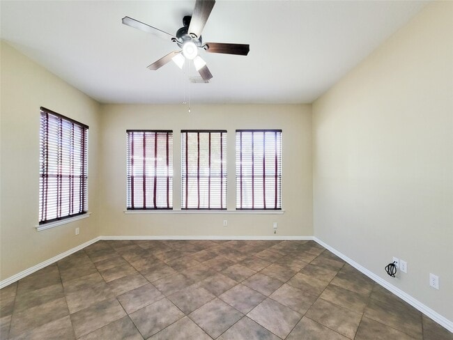 Building Photo - 14322 Darmera Ct