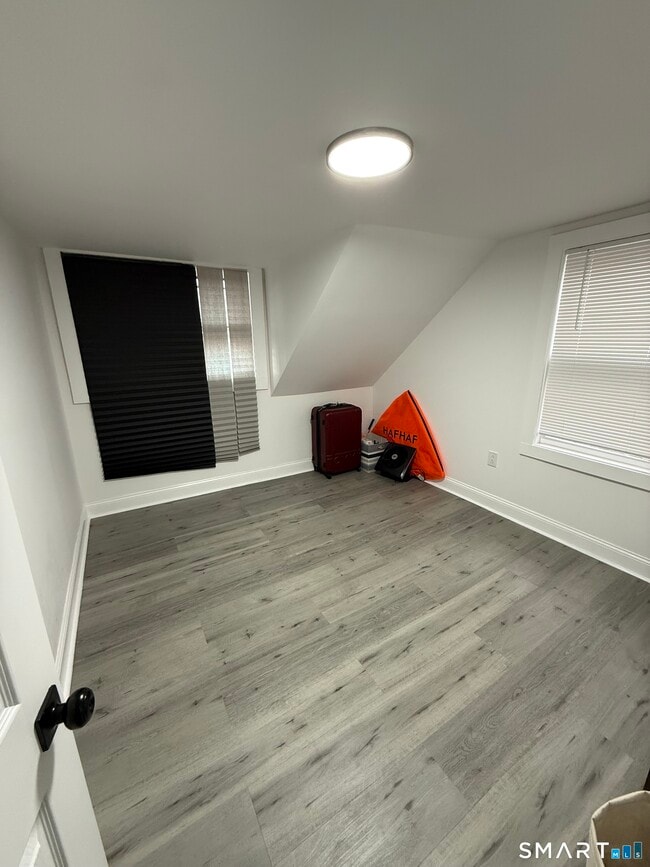 Building Photo - 5 Winthrop St