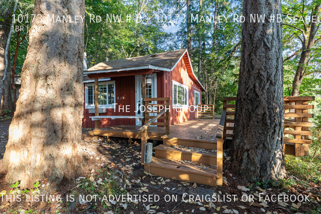 Building Photo - Charming 1-bedroom cabin with stunning wat...