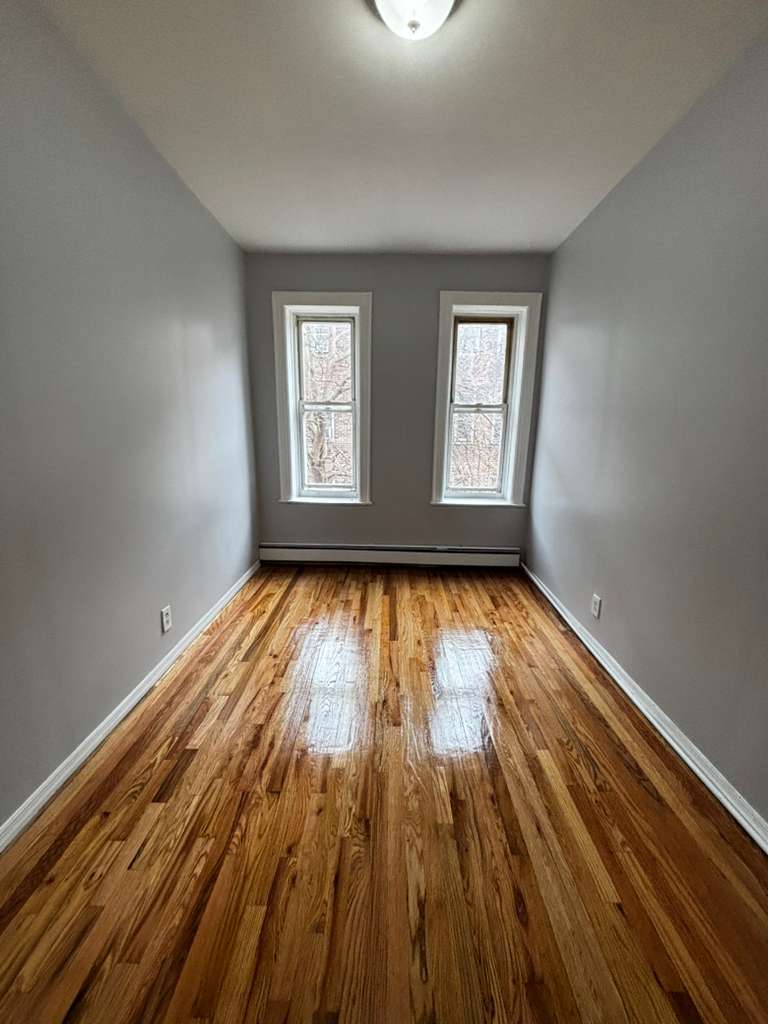 Building Photo - 243 Lexington Ave