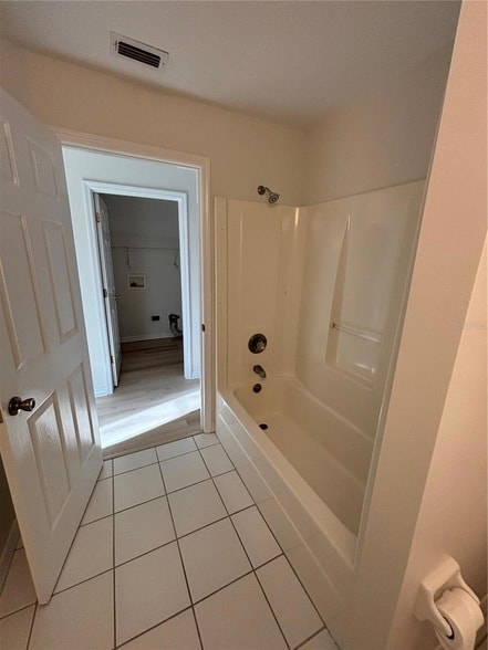 Building Photo - 91 Ryecliffe Dr