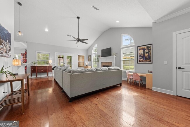 Building Photo - 123 Millers Branch Dr