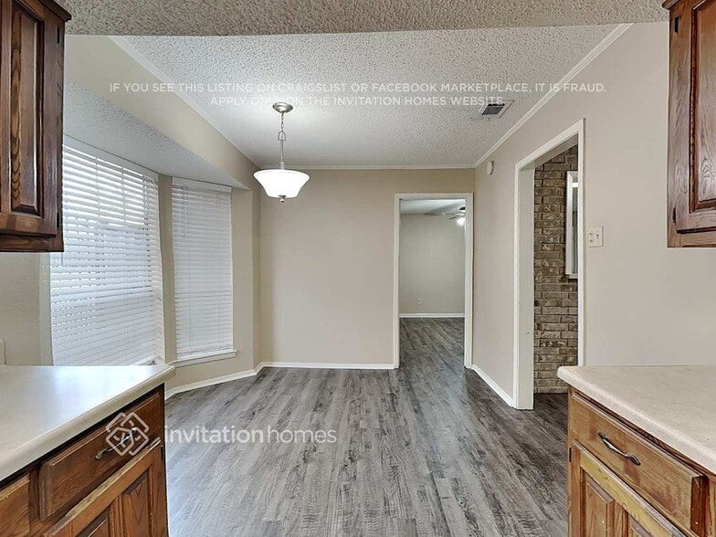 Building Photo - 4613 Bayberry Ln