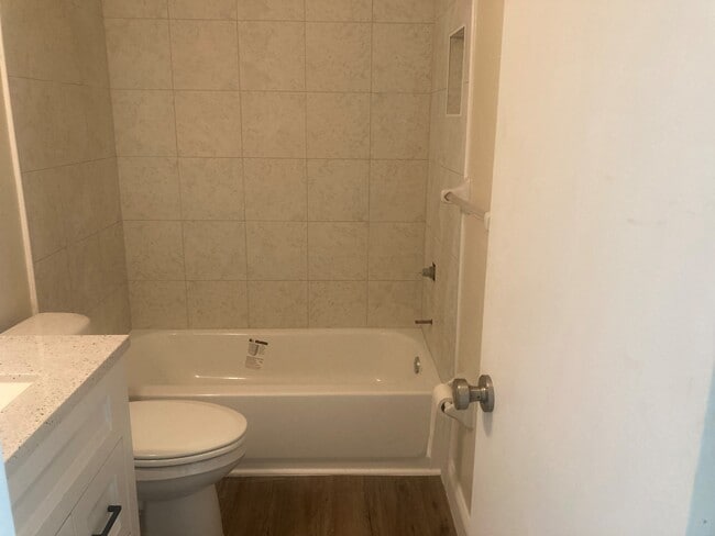 Building Photo - 1431 Sheafe Ave NE