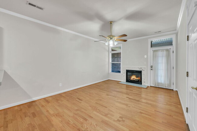 Building Photo - 2019 Soundings Cres Ct